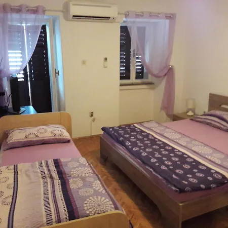 Blazic - Near The Beach Apartment